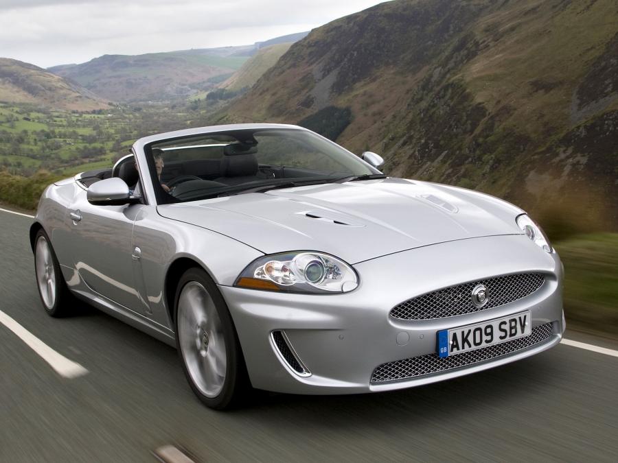  Jaguar XKR Convertible 2009 года  (UK) (фото 15 из 22)